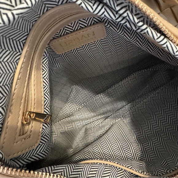 Urban Expressions Woven Faux Leather Handbag - Picture 4 of 8